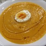 Receta de Sopa de escarola con almendras