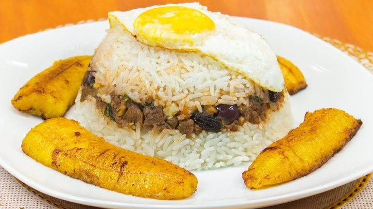 Receta de Arroz tapado peruano