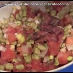 Receta de Ensalada de aguacate con pepino y tomate