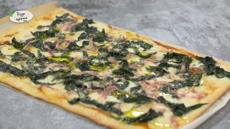 Receta de Pizza de espinacas con queso mozzarella