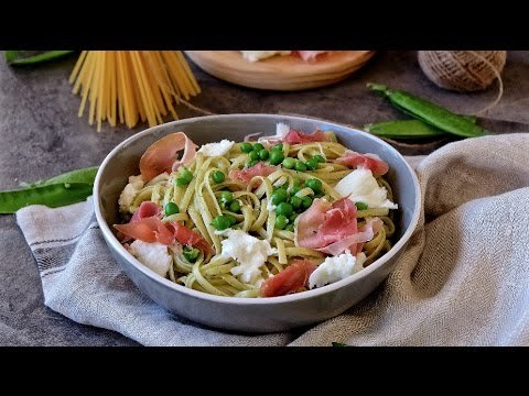 Receta de Pasta con guisantes y bacon