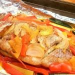 Receta de Salm&oacute;n a la plancha con salsa de yogur