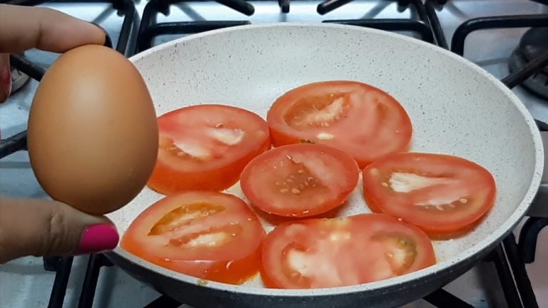 Receta de Huevos fritos con tomates