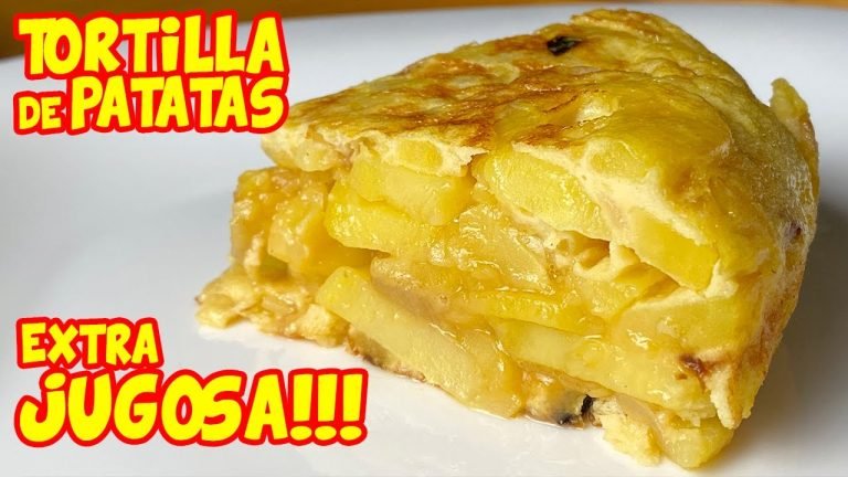 Receta de Tortilla de patatas y cebolla jugosa