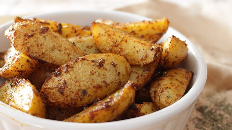 Receta de Patatas al horno aliñadas