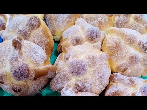 Receta de Pan de muerto relleno de queso Philadelphia