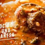 Receta de Guiso de gallo al vino