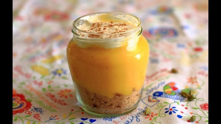 Receta de Mousse de mango con galletas