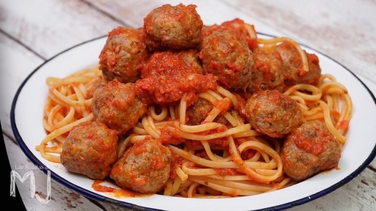 Receta de Espaguetis con albóndigas