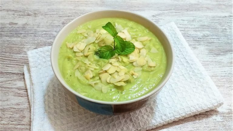 Receta de Crema fría de aguacate y limón