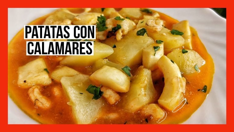 Receta de Guiso de patatas con calamares y gambas