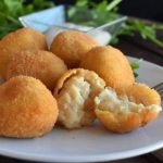 Receta de Hojaldre relleno de frankfurt con queso