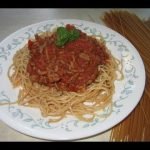 Receta de Espaguetis con pesto siciliano y endibia