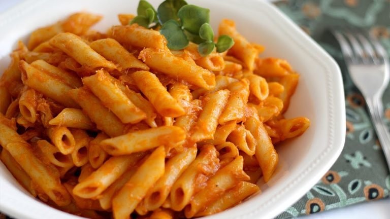 Receta de Macarrones con atún y tomate