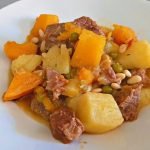 Receta de Guiso de ri&ntilde;&oacute;n con papas fritas