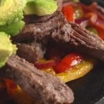 Receta de Arepa con carne desmechada