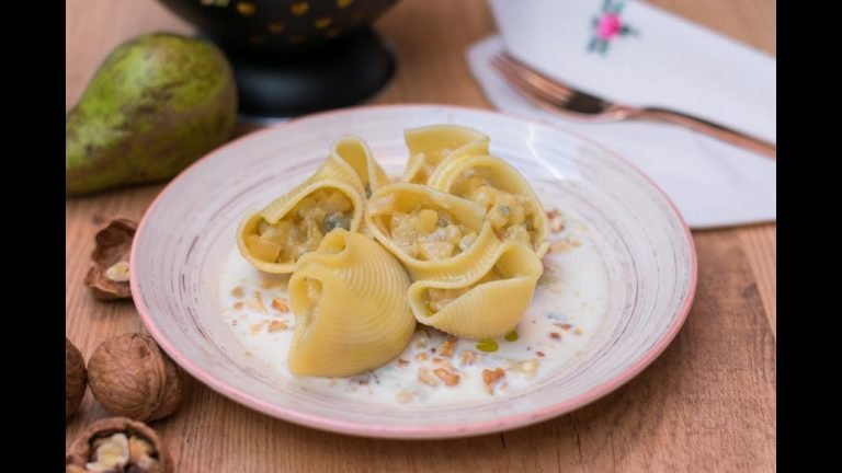 Receta de Pasta con gorgonzola y piñones