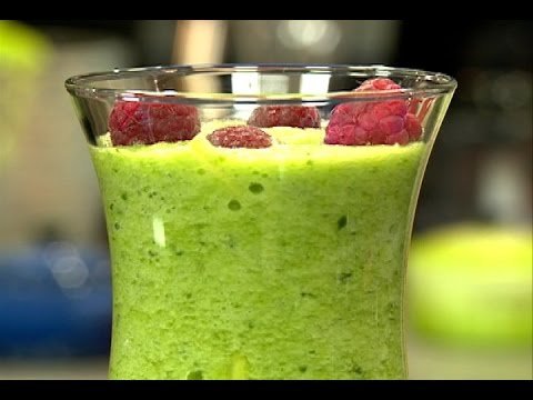 Jugo de espinacas apio y manzana ¡Multivitamínico!