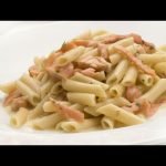 Receta de Pasta con pollo br&oacute;coli y queso