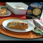 Receta de Pechuga rellena de jam&oacute;n y queso al horno