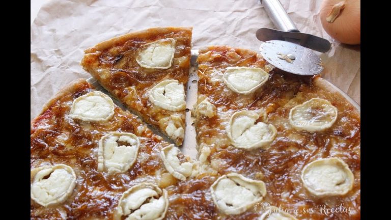 Receta de Pizza con cebolla caramelizada y queso