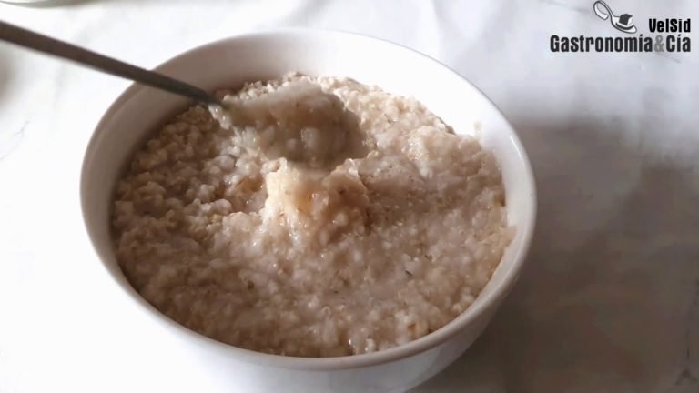 Receta de Gachas de avena al microondas