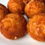 Receta de S&aacute;ndwich de salm&oacute;n ahumado