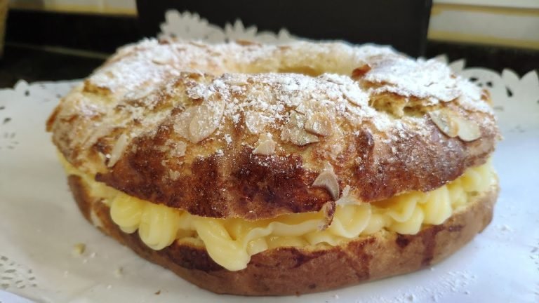 Receta de Roscón de Reyes relleno de crema pastelera paso a paso