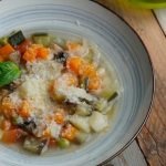 Receta de sopa de escarola en ajo pollo