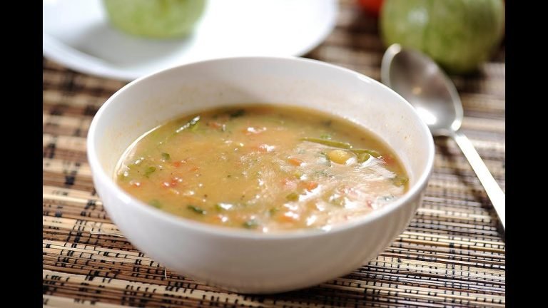 Receta de Sopa de habas con nopales