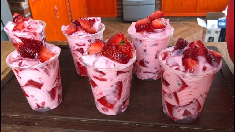 ▷ Receta de Postre de gelatina de fresa con yogur natural y leche |  Actualizado junio 2023
