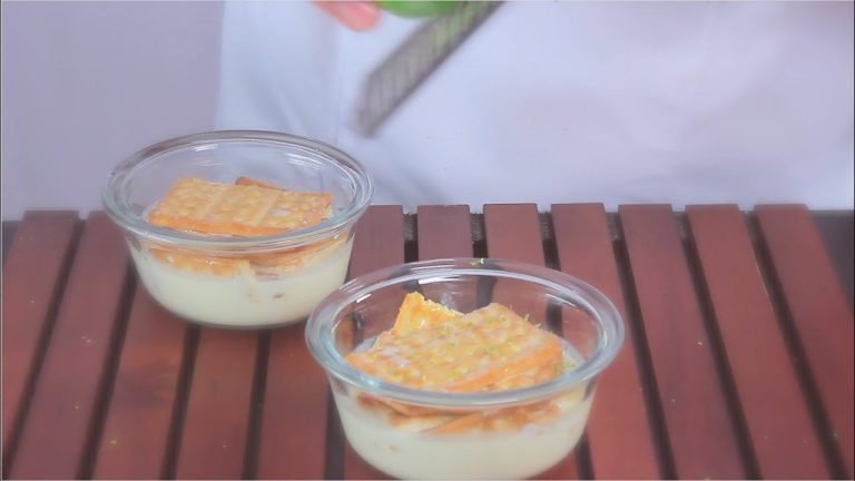 Receta de Postre de tres leches con galletas Ducales