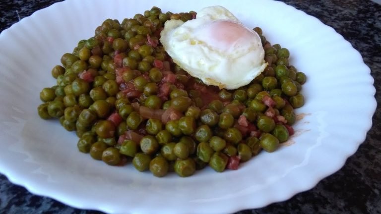 Receta de Guisantes con jamón y tomate