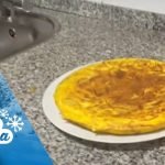 Receta de Tortilla de aguacate y cebolleta