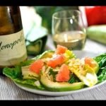 Receta de Ensalada de legumbres con aguacate