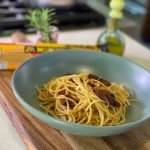 Receta de Pasta con setas y ajos tiernos