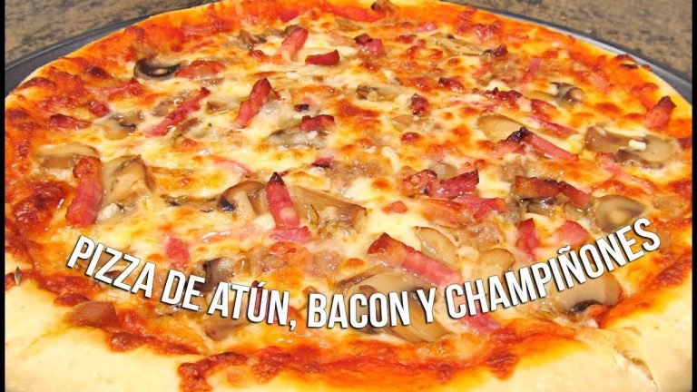 Receta de Pizza con champiñones y bacon