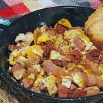 Receta de Huevo en salsa roja