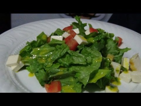 Receta de Ensalada de lechuga con queso mozzarella