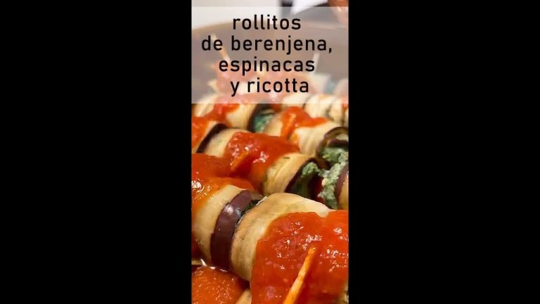Receta de Rollos de espinaca con pollo y berenjena.